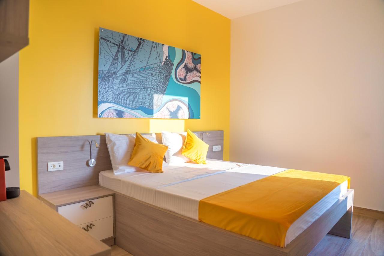 מאמאיה Lake Boutique Apartments & Rooms מראה חיצוני תמונה